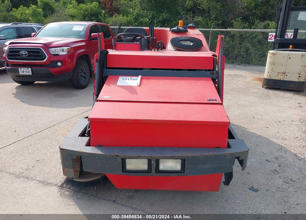 2010 POWE SWEEPER/SCRU --- VIN: 00000000018819211