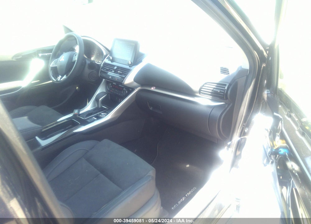 2024 MITSUBISHI ECLIPSE CROSS SE S-AWC/SEL S-AWC VIN: JA4ATWAA4RZ043975