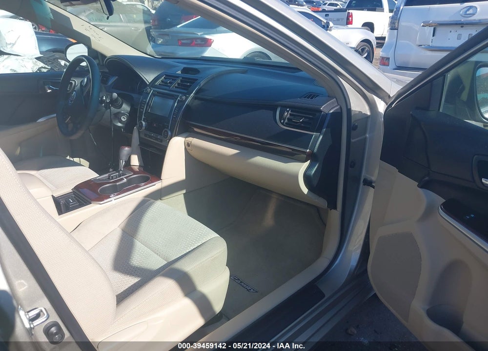 2014 TOYOTA CAMRY XLE VIN: 4T4BF1FK2ER419779