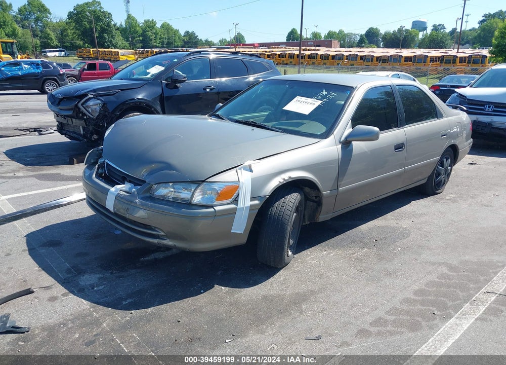 2000 TOYOTA CAMRY LE VIN: 4T1BG22K3YU625670