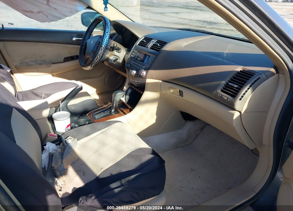 2007 HONDA ACCORD 2.4 EX VIN: 1HGCM56737A118049