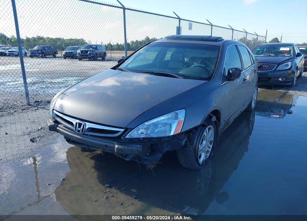 2007 HONDA ACCORD 2.4 EX VIN: 1HGCM56737A118049