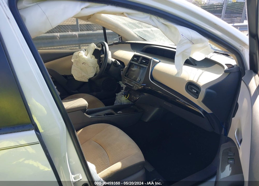 2016 TOYOTA PRIUS TWO ECO VIN: JTDKARFU1G3009304