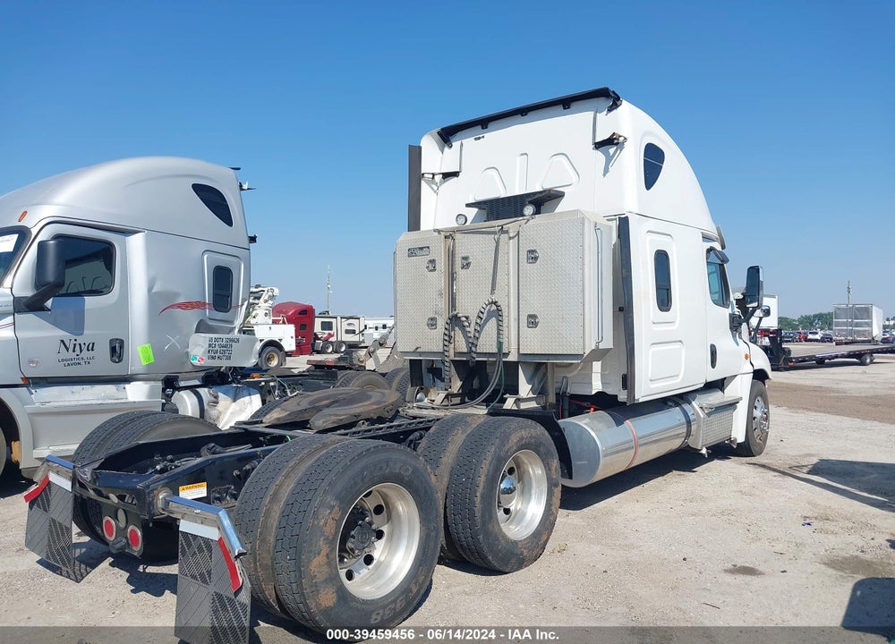 2016 FREIGHTLINER CASCADIA 125 VIN: 3AKJGLD60GSHC2511