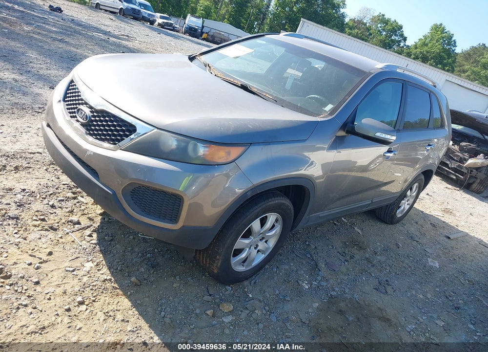 2011 KIA SORENTO LX V6 VIN: 5XYKT4A27BG160347