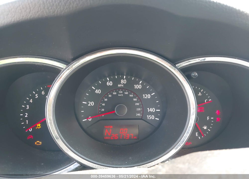 2011 KIA SORENTO LX V6 VIN: 5XYKT4A27BG160347