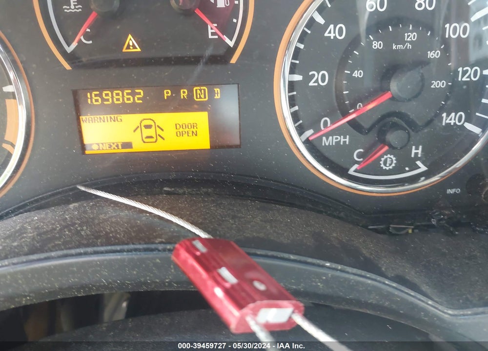 2010 NISSAN TITAN LE VIN: 1N6AA0EC8AN319670