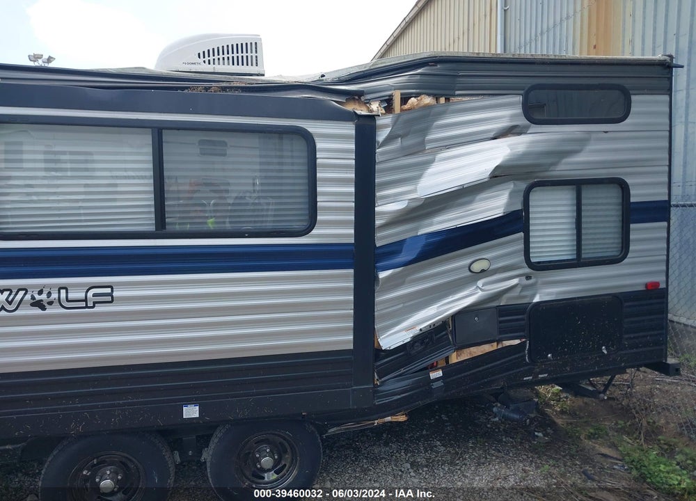 2019 FORETRAVEL MOTORHOME GREY WOLF VIN: 4X4TCKB29KK057927