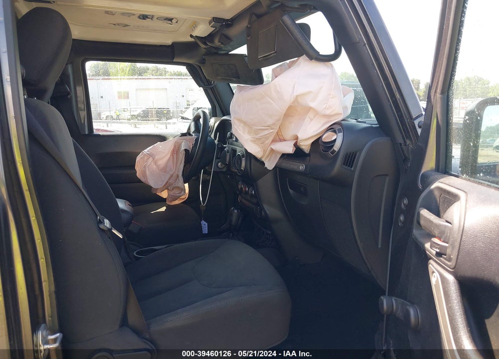 2016 JEEP WRANGLER UNLIMITED SPORT VIN: 1C4BJWDG8GL306212