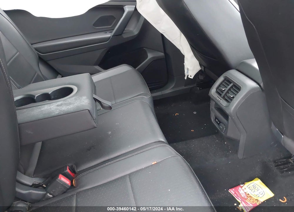 2019 VOLKSWAGEN TIGUAN VIN: 3VV2B7AX4KM131229