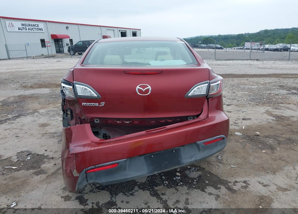 2011 MAZDA 3 I TOURING VIN: JM1BL1VF8B1499131