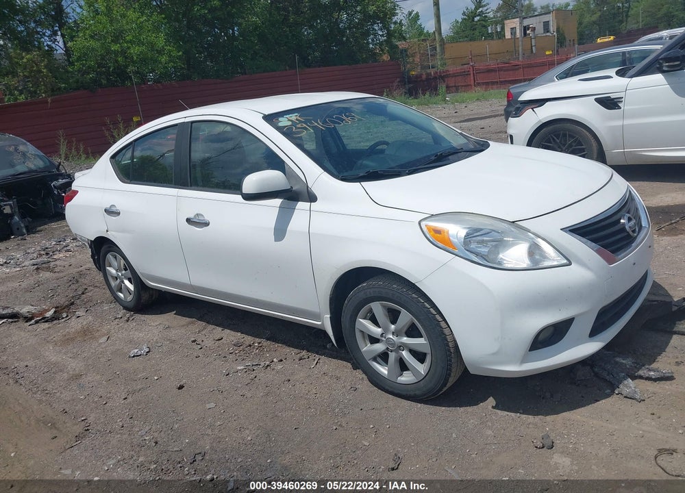 2013 NISSAN VERSA 1.6 SL VIN: 3N1CN7AP1DL887607