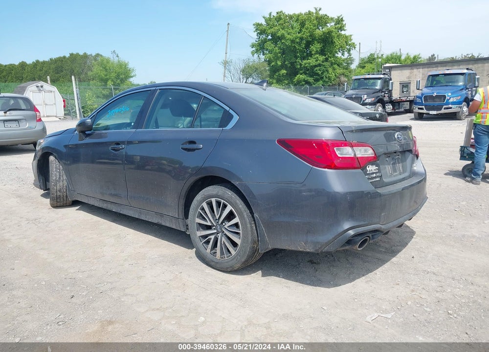 2018 SUBARU LEGACY 2.5I PREMIUM VIN: 4S3BNAC62J3012733