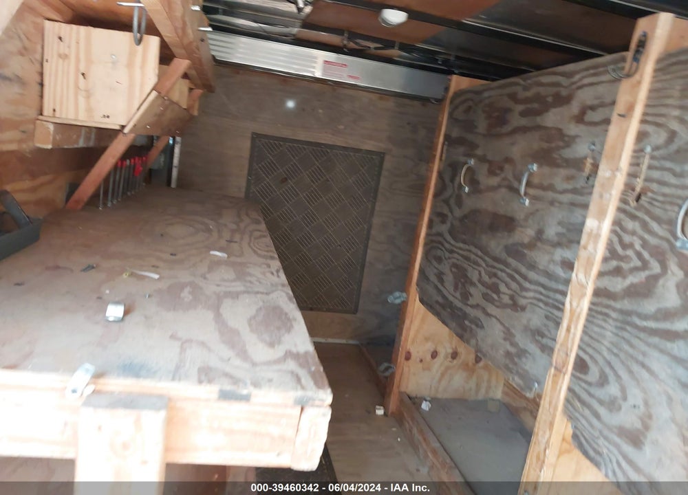 2015 BRAVO TRAILERS TRL BOX VIN: 542BC1623FB009405