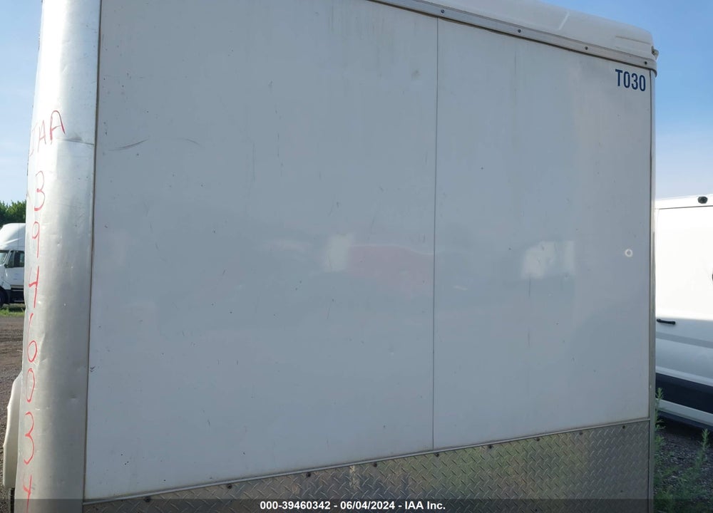 2015 BRAVO TRAILERS TRL BOX VIN: 542BC1623FB009405