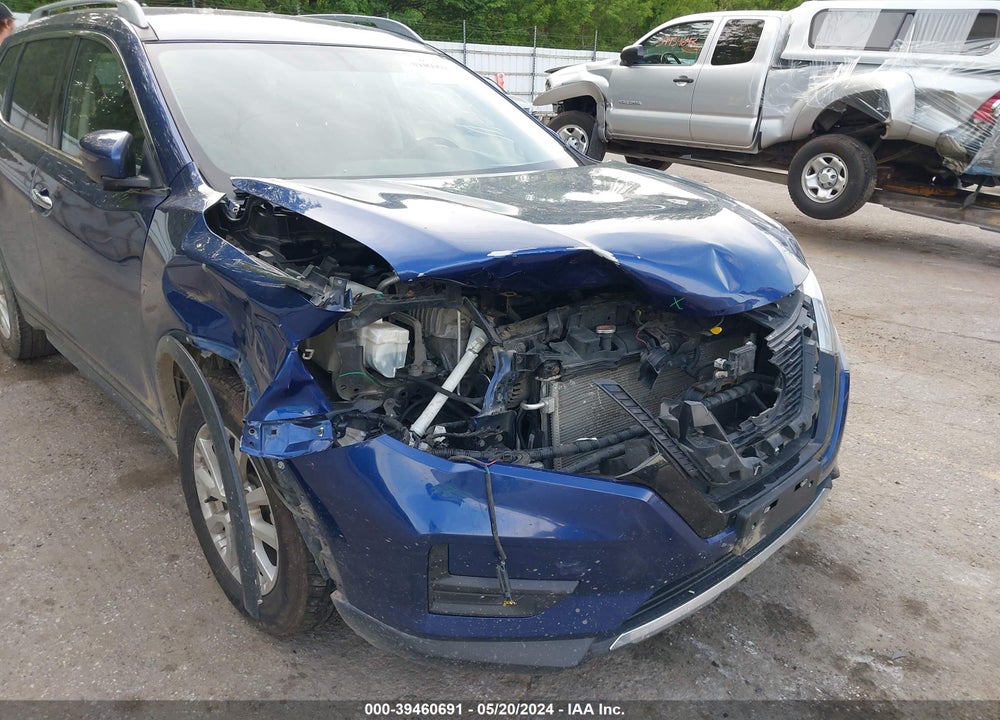 2018 NISSAN ROGUE SV VIN: 5N1AT2MT0JC810686