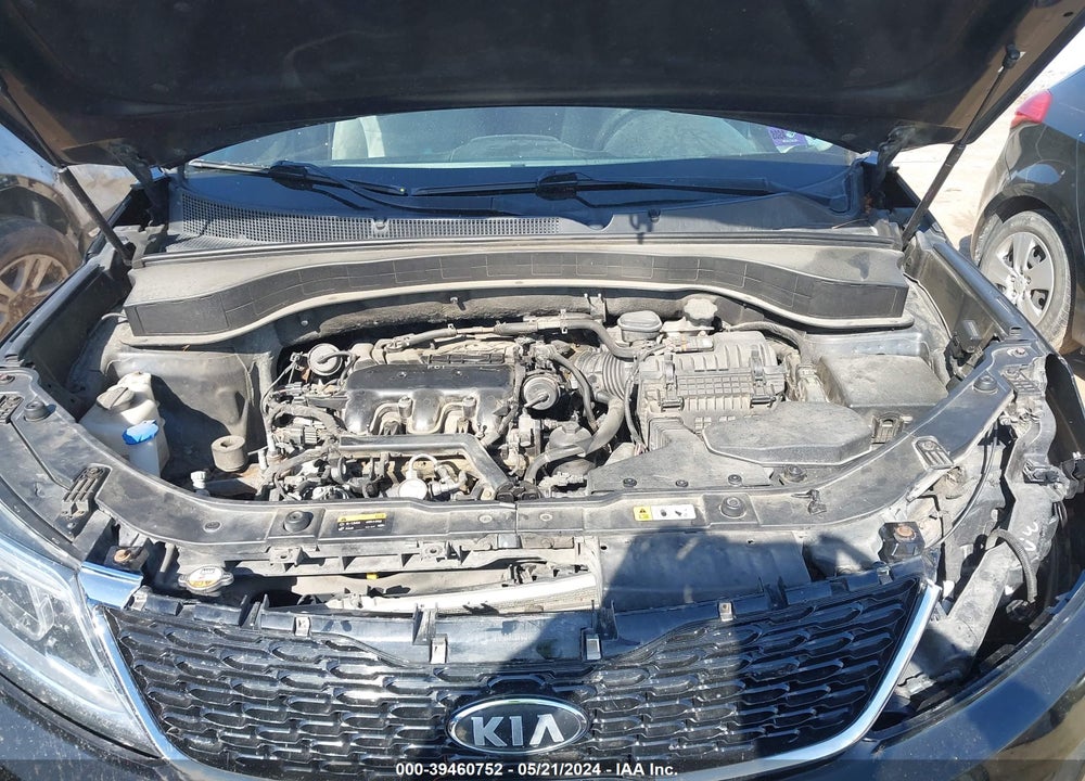 2015 KIA SORENTO LX V6 VIN: 5XYKTDA70FG653661