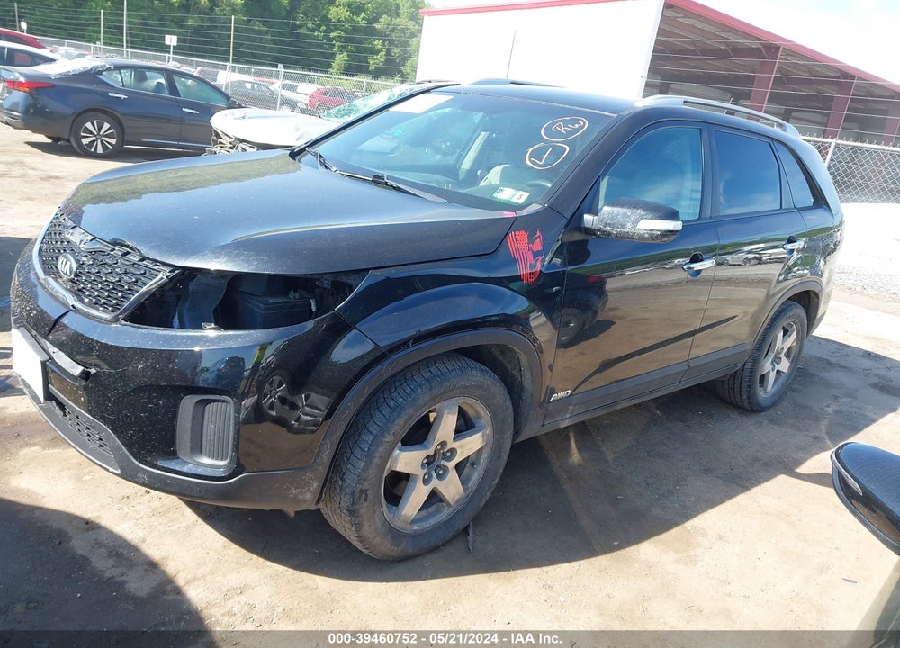 2015 KIA SORENTO LX V6 VIN: 5XYKTDA70FG653661