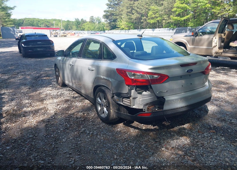 2014 FORD FOCUS SE VIN: 1FADP3F26EL152092