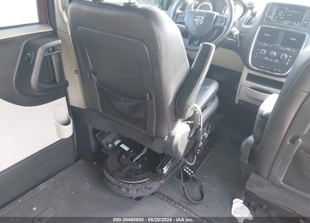 2019 DODGE GRAND CARAVAN SXT VIN: 2C4RDGCG6KR556674