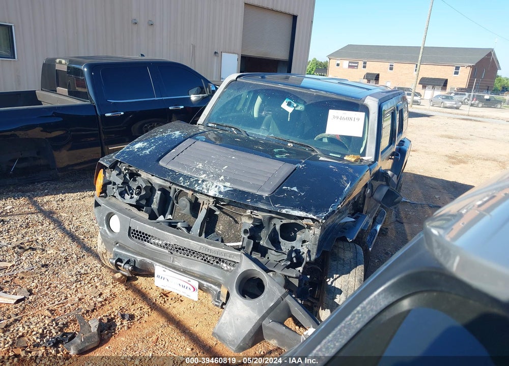 2007 HUMMER H3 SUV VIN: 5GTDN13EX78134826