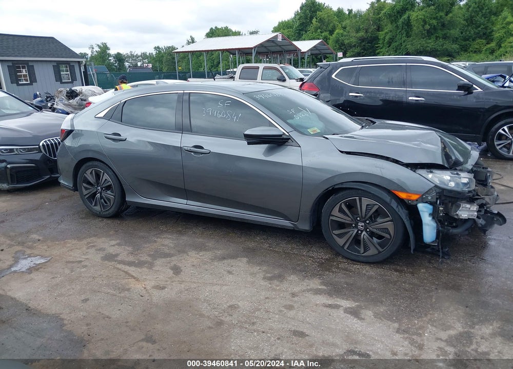 2018 HONDA CIVIC EX VIN: SHHFK7H50JU406570