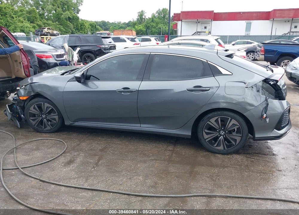 2018 HONDA CIVIC EX VIN: SHHFK7H50JU406570