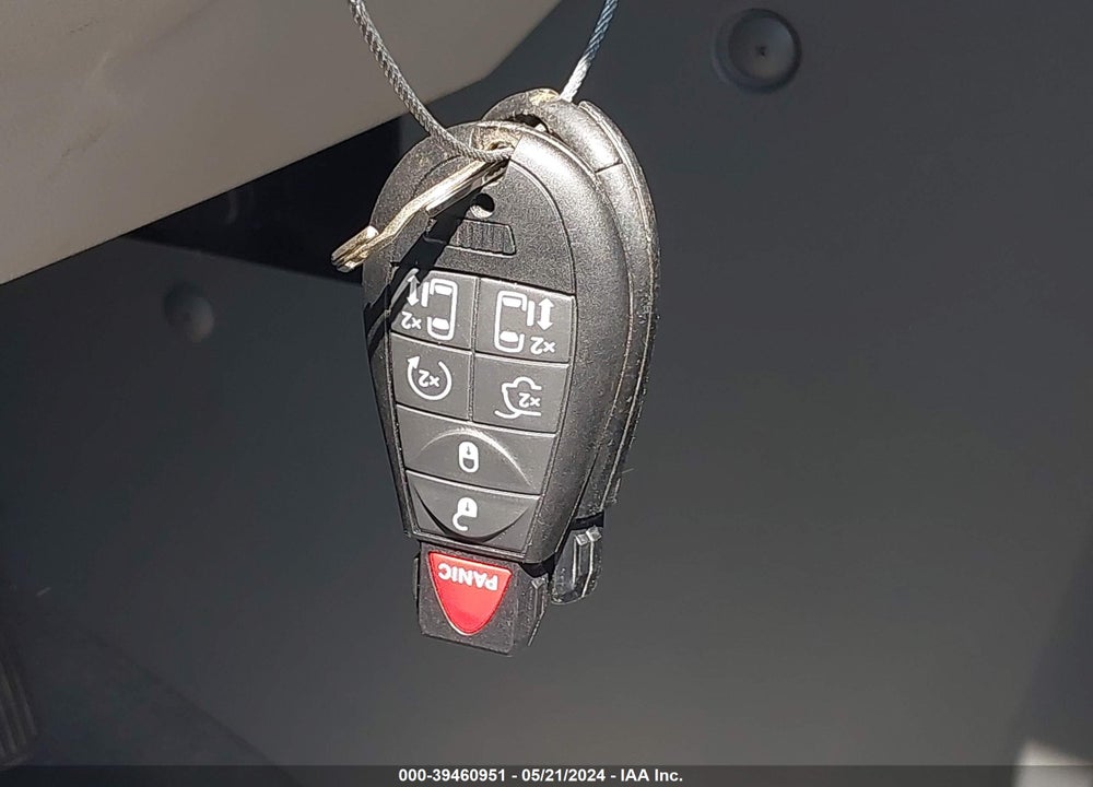 2010 CHRYSLER TOWN & COUNTRY TOURING VIN: 2A4RR5D17AR127715