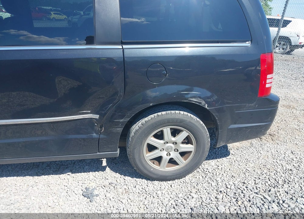 2010 CHRYSLER TOWN & COUNTRY TOURING VIN: 2A4RR5D17AR127715