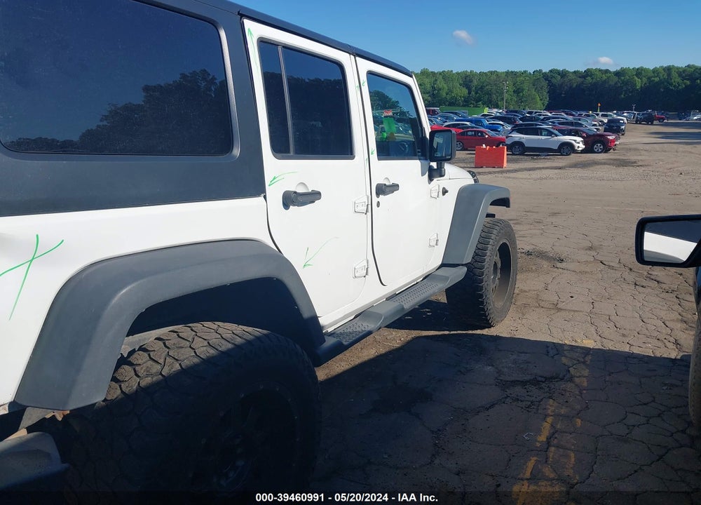 2016 JEEP WRANGLER UNLIMITED SPORT VIN: 1C4BJWDG4GL119856