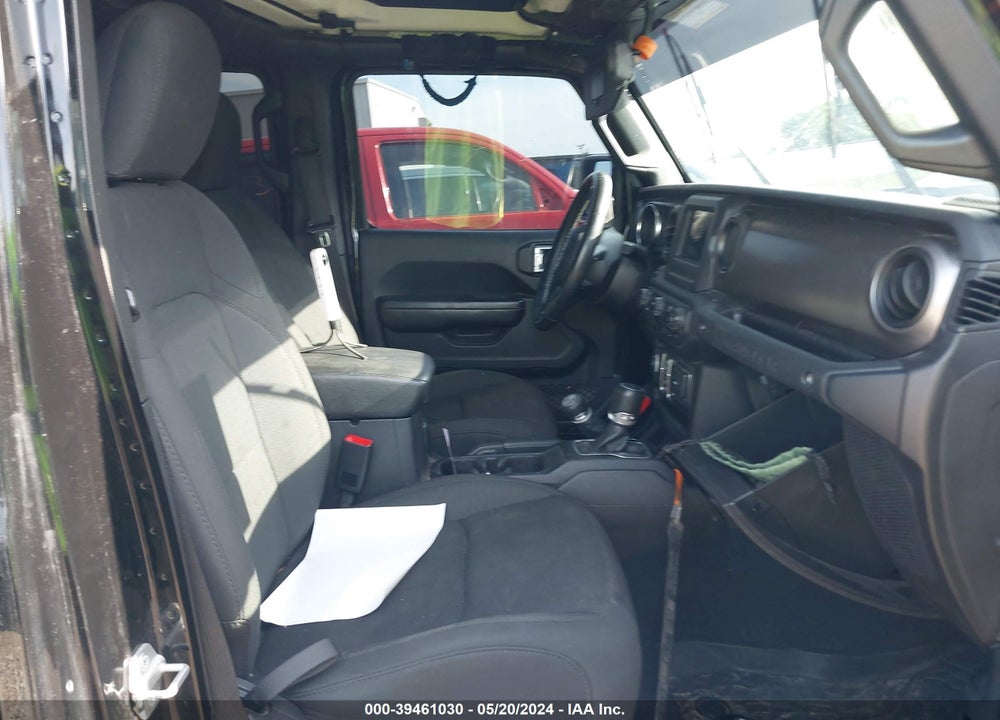 2019 JEEP WRANGLER UNLIMITED SPORT S 4X4 VIN: 1C4HJXDG4KW619040