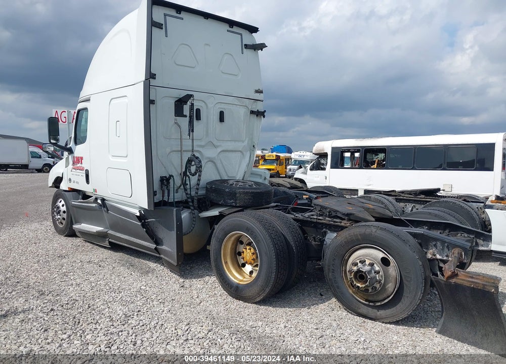 2020 FREIGHTLINER NEW CASCADIA 126 VIN: 3AKJHHDV8LSKY4821