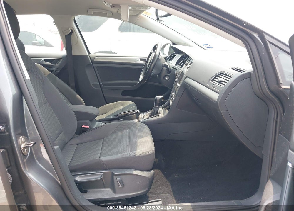 2016 VOLKSWAGEN GOLF SPORTWAGEN TSI S 4-DOOR VIN: 3VWC17AU8GM504353