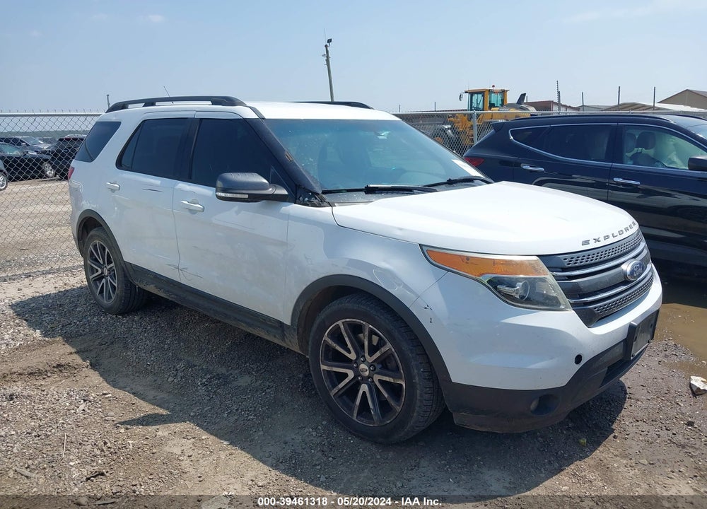 2015 FORD EXPLORER XLT VIN: 1FM5K7D88FGA40279