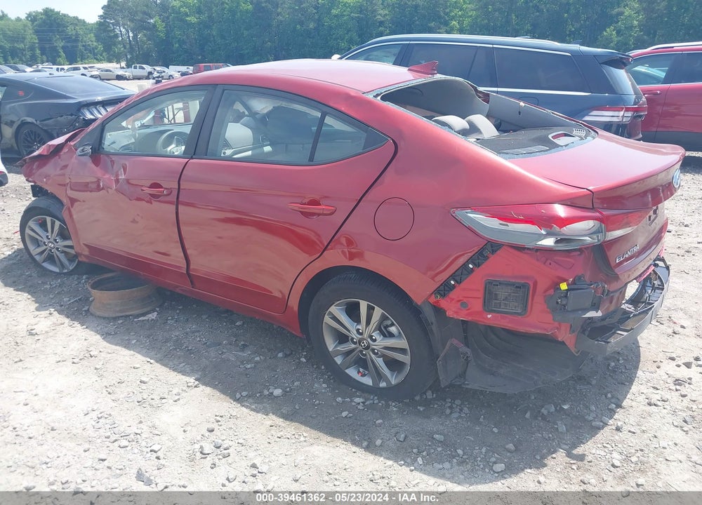 2018 HYUNDAI ELANTRA VIN: 5NPD84LF7JH340171