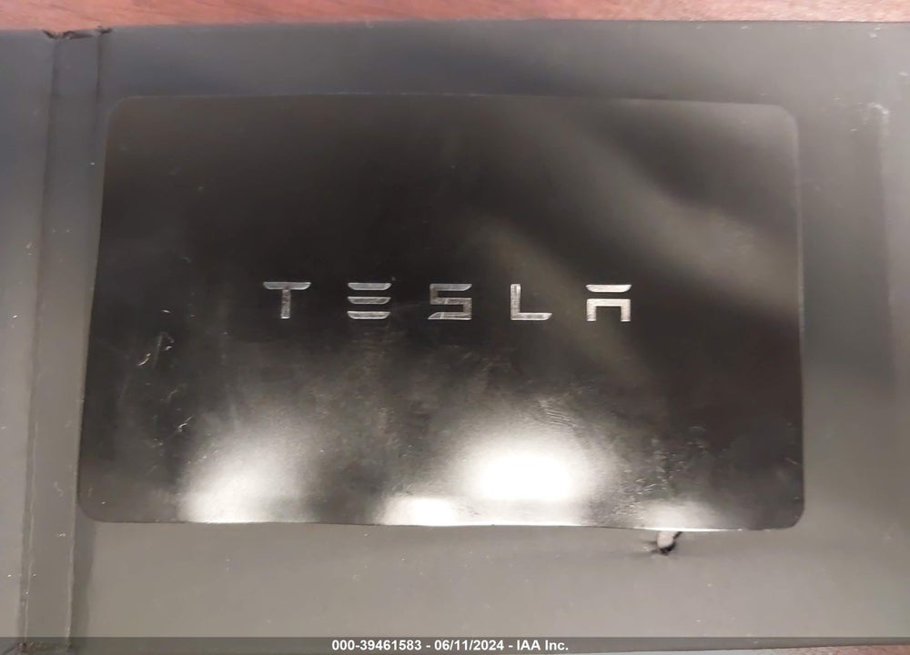 2021 TESLA MODEL Y LONG RANGE DUAL MOTOR ALL-WHEEL DRIVE VIN: 5YJYGAEE4MF250356