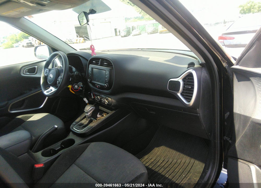 2020 KIA SOUL LX VIN: KNDJ23AU9L7715386
