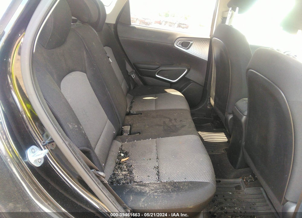 2020 KIA SOUL LX VIN: KNDJ23AU9L7715386