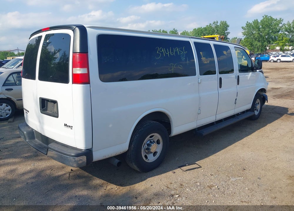 2015 CHEVROLET EXPRESS 3500 LT VIN: 1GAZG1FGXF1170309