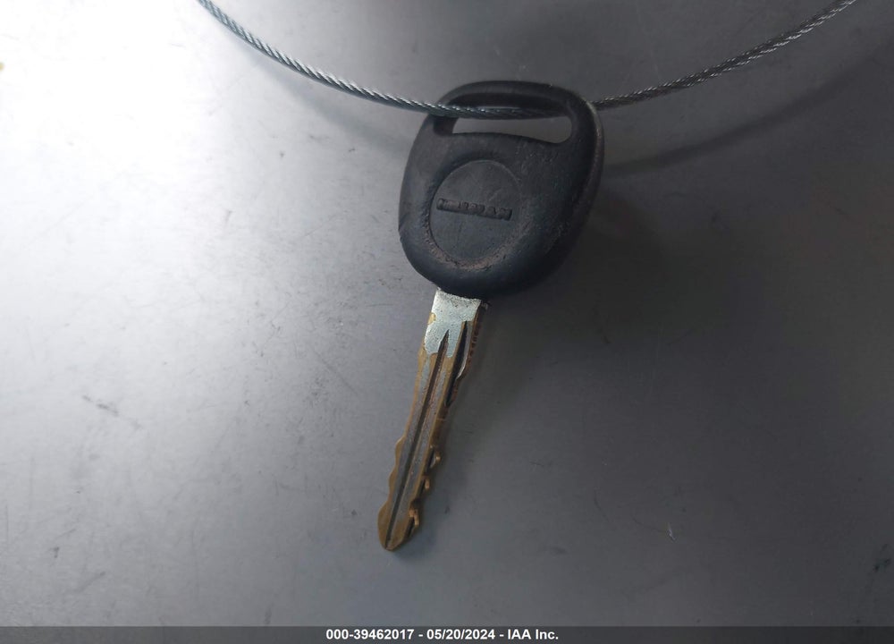 2000 CHEVROLET ASTRO VIN: 1GNDM19W7YB196755