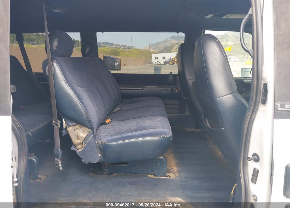 2000 CHEVROLET ASTRO VIN: 1GNDM19W7YB196755
