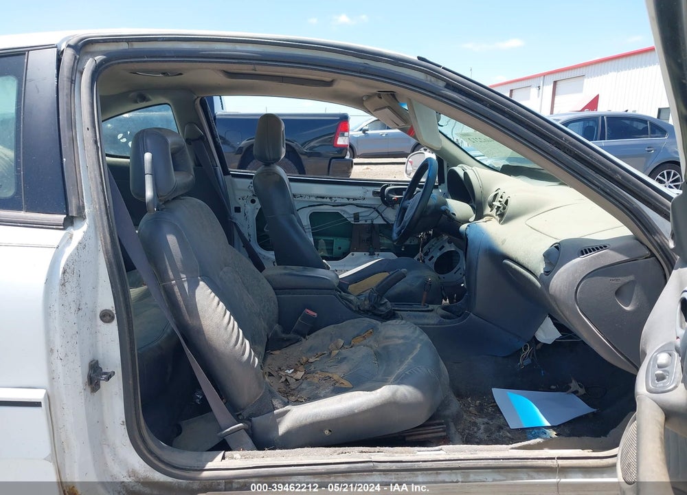 2001 PONTIAC GRAND AM GT1 VIN: 1G2NV12E31M566612