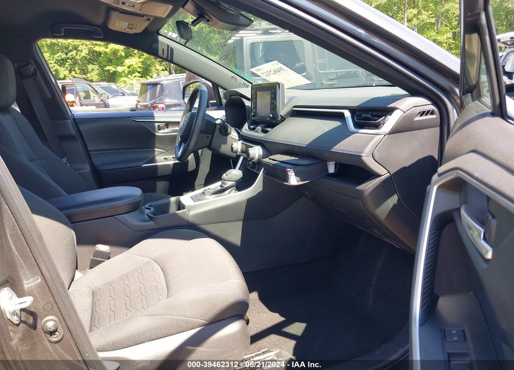 2022 TOYOTA RAV4 SE HYBRID VIN: 4T3T6RFV2NU094730