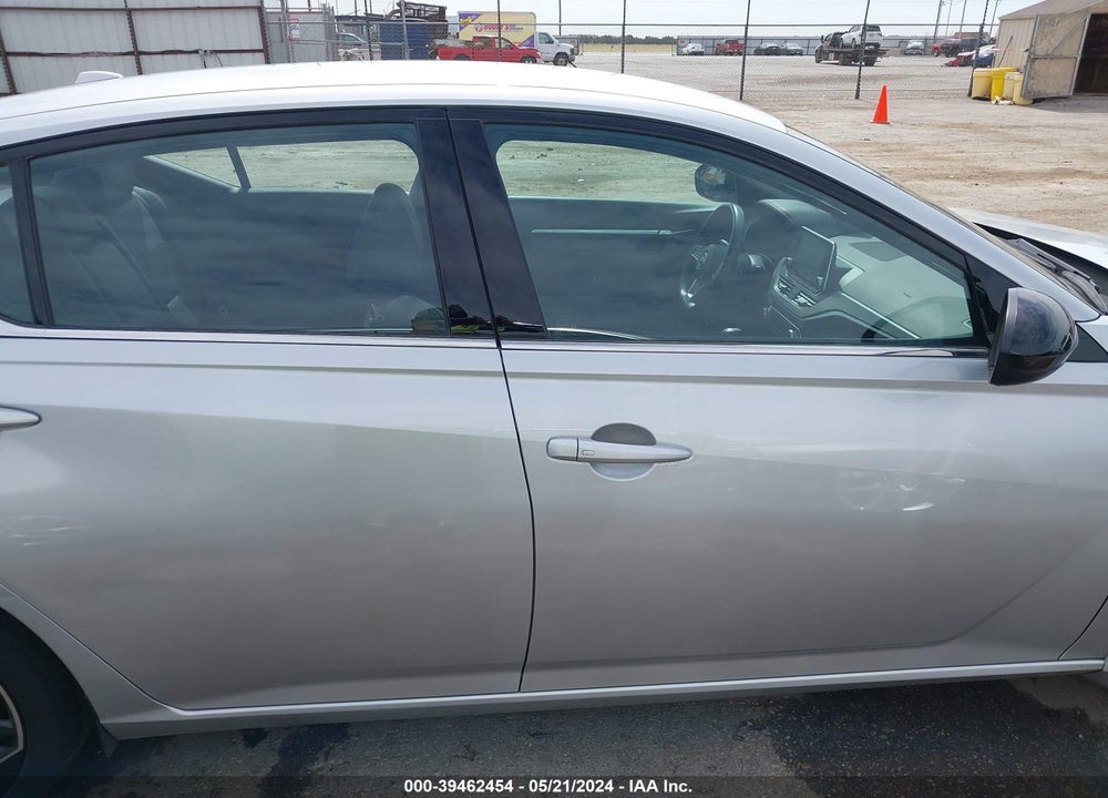 2023 NISSAN ALTIMA SR FWD VIN: 1N4BL4CV0PN303569