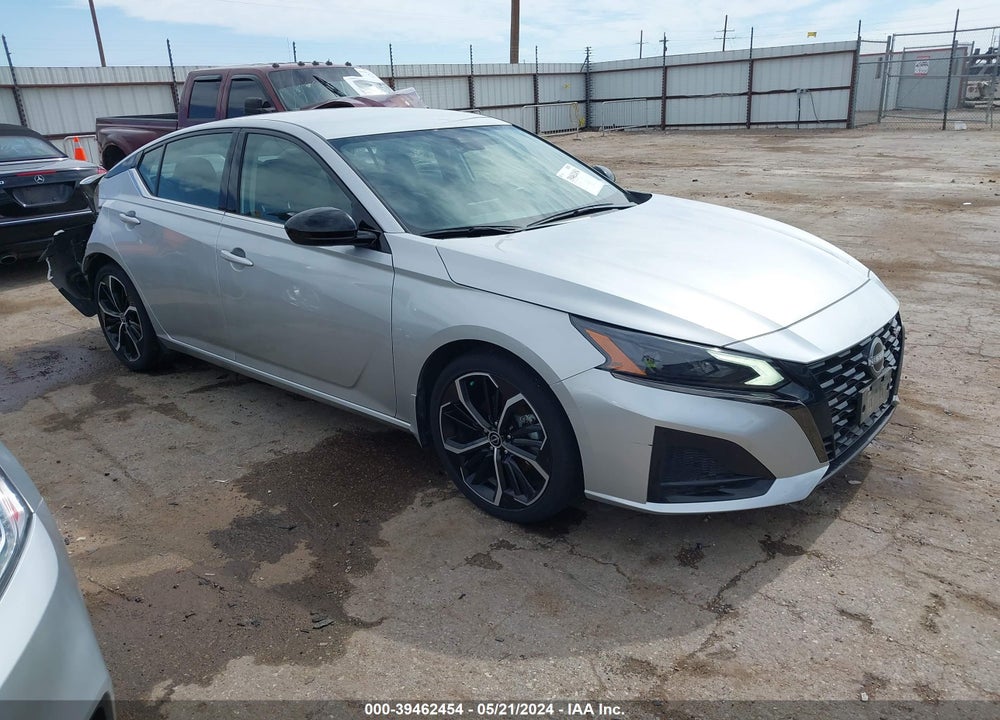 2023 NISSAN ALTIMA SR FWD VIN: 1N4BL4CV0PN303569