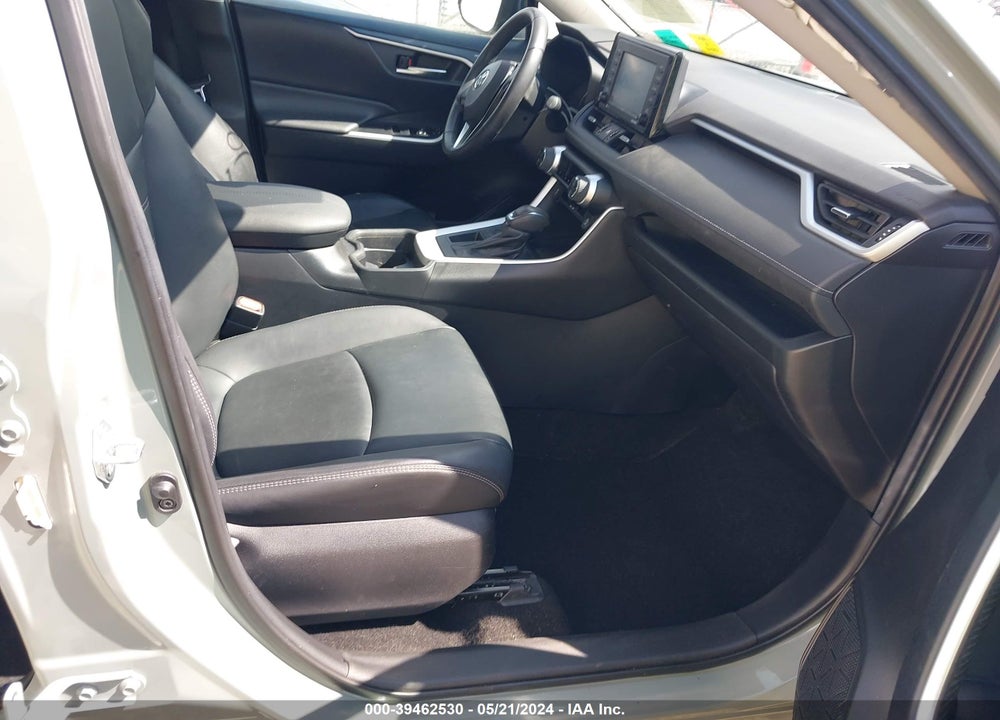 2021 TOYOTA RAV4 XLE PREMIUM VIN: 2T3C1RFV0MW112462