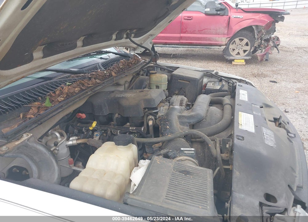 1999 CHEVROLET SILVERADO 1500 VIN: 1GCEC14T4XZ125774