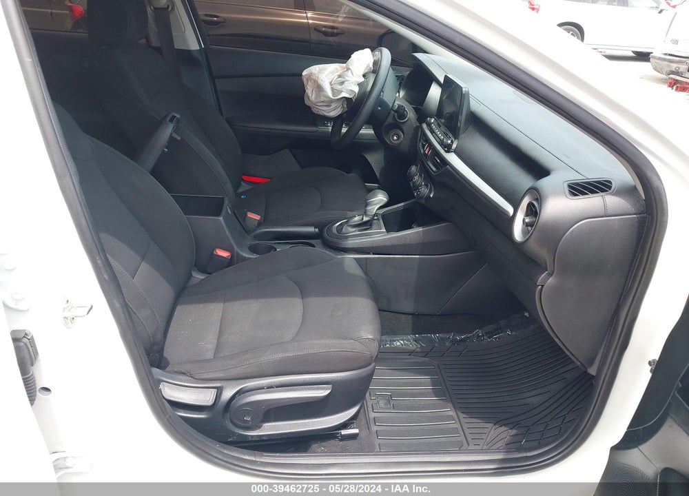 2021 KIA FORTE LXS VIN: 3KPF24AD9ME329712