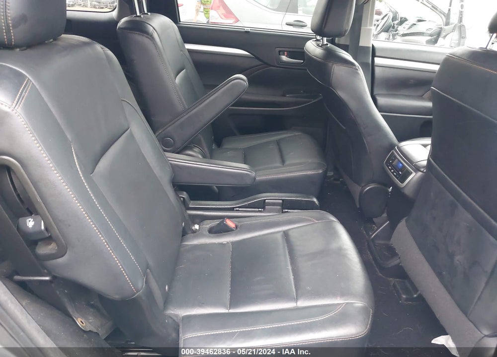 2016 TOYOTA HIGHLANDER XLE V6 VIN: 5TDJKRFH4GS317383