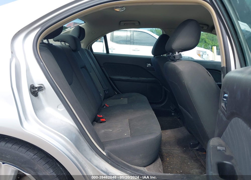 2011 MERCURY MILAN VIN: 3MEHM0HA4BR604270
